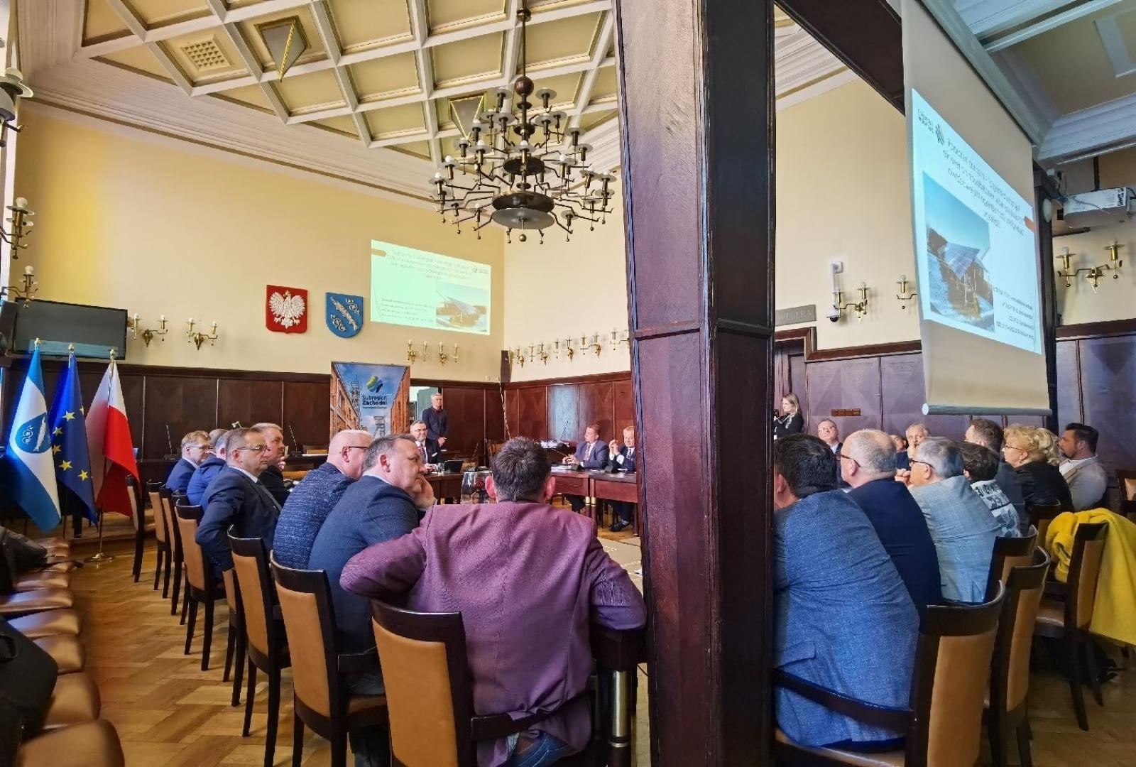 Zdjęcie w galerii na portalu naszwodzislaw.com: Obradowały władze Subregionu wiadomości z regionu