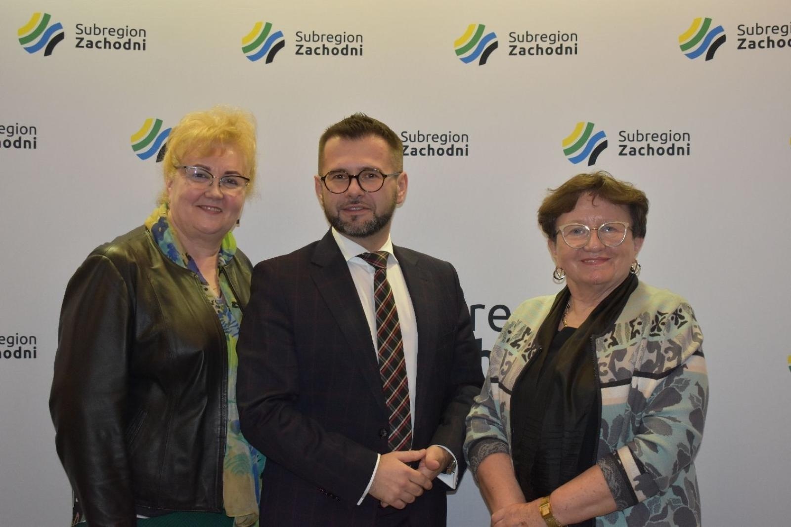 Zdjęcie w galerii na portalu naszwodzislaw.com: Obradowały władze Subregionu wiadomości z regionu