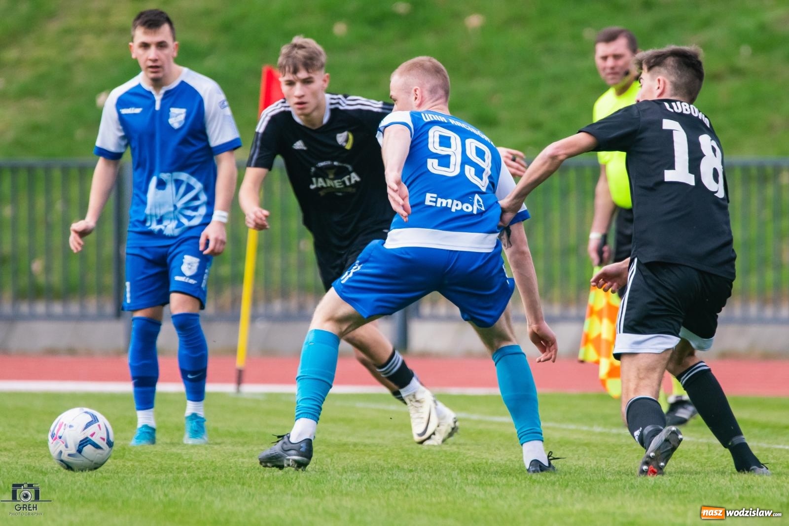 Zdjęcie w galerii na portalu naszwodzislaw.com: Klasa okręgowa. Lubomia zdobyła Racibórz [FOTO] wiadomości z regionu