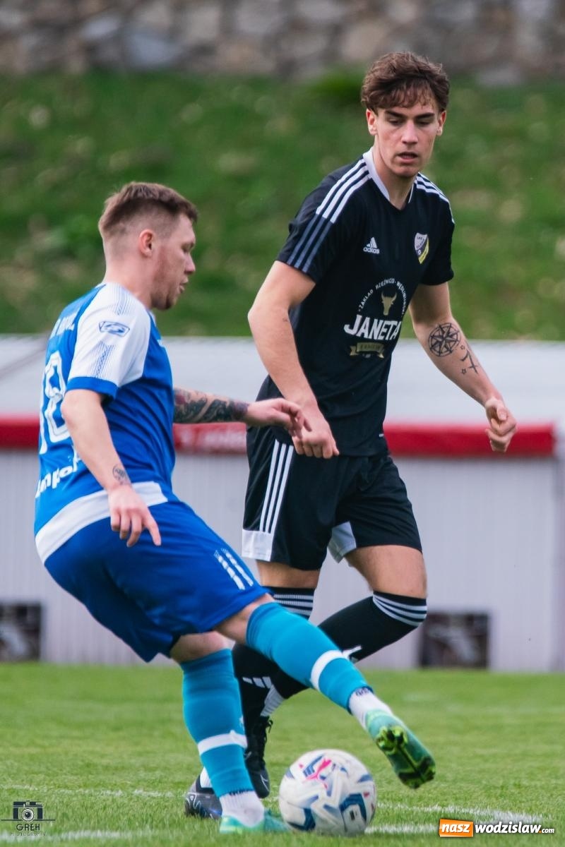 Zdjęcie w galerii na portalu naszwodzislaw.com: Klasa okręgowa. Lubomia zdobyła Racibórz [FOTO] wiadomości z regionu