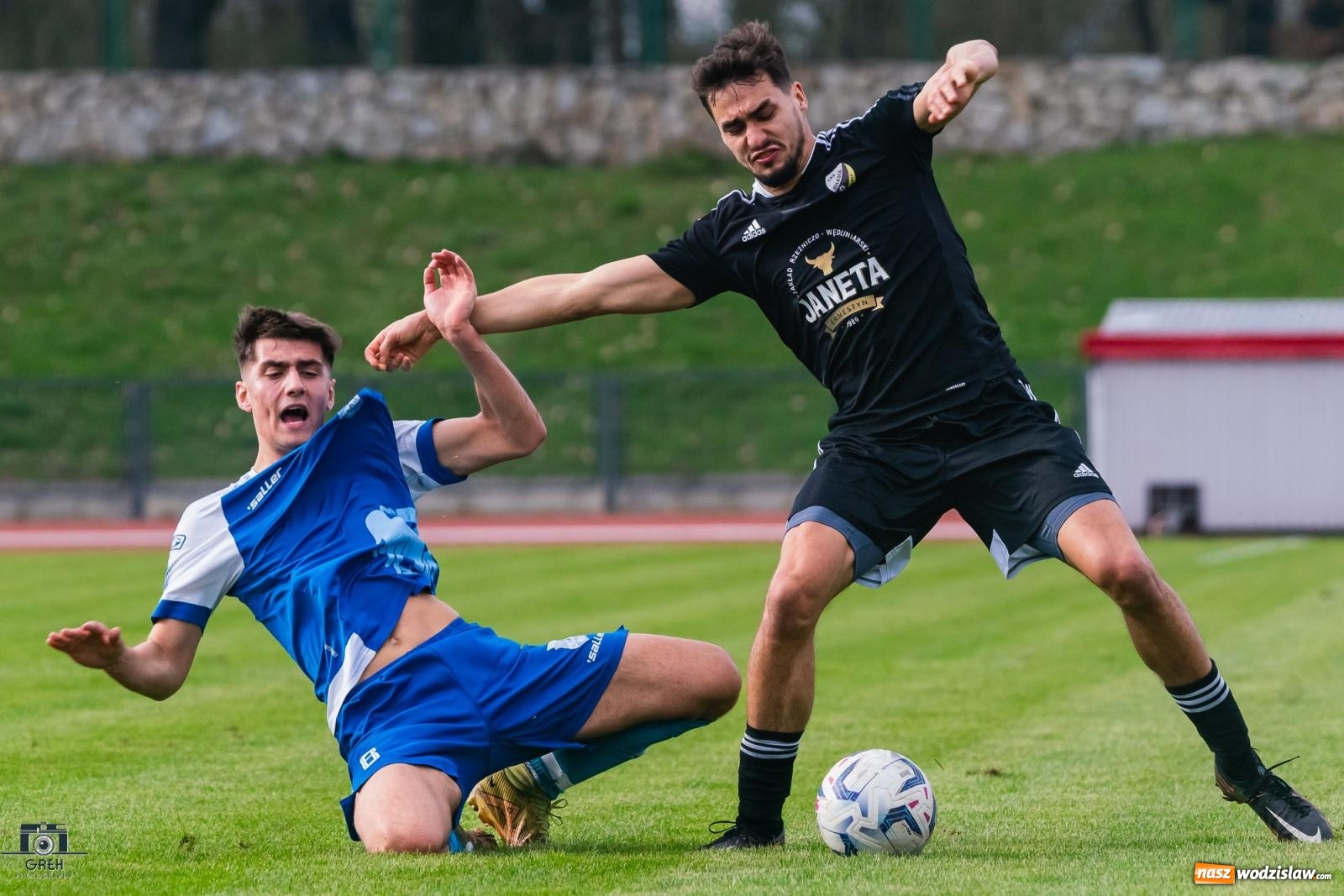 Zdjęcie w galerii na portalu naszwodzislaw.com: Klasa okręgowa. Lubomia zdobyła Racibórz [FOTO] wiadomości z regionu