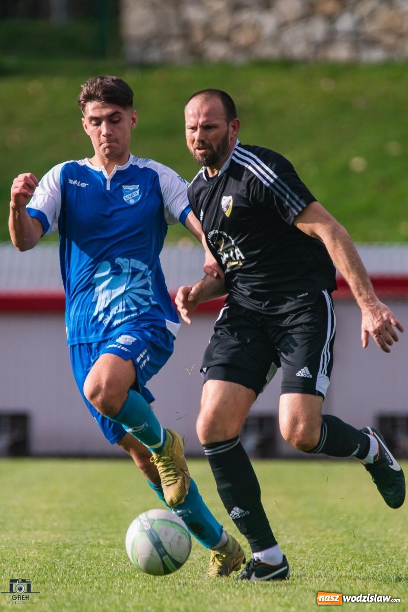 Zdjęcie w galerii na portalu naszwodzislaw.com: Klasa okręgowa. Lubomia zdobyła Racibórz [FOTO] wiadomości z regionu