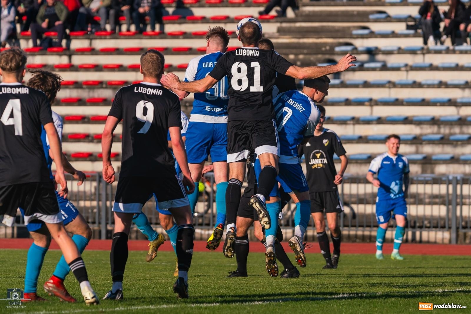 Zdjęcie w galerii na portalu naszwodzislaw.com: Klasa okręgowa. Lubomia zdobyła Racibórz [FOTO] wiadomości z regionu