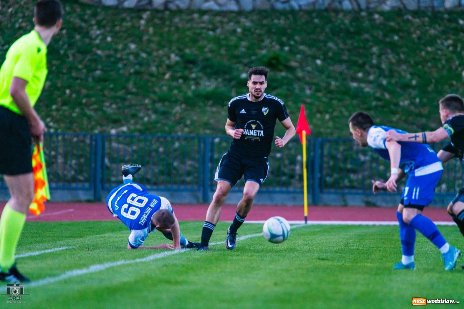 Zdjęcie w galerii na portalu naszwodzislaw.com: Klasa okręgowa. Lubomia zdobyła Racibórz [FOTO] wiadomości z regionu