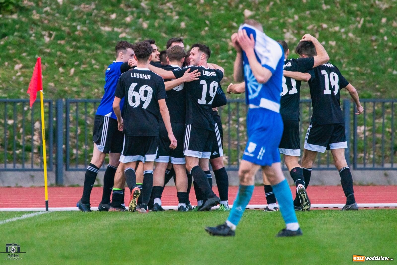 Zdjęcie w galerii na portalu naszwodzislaw.com: Klasa okręgowa. Lubomia zdobyła Racibórz [FOTO] wiadomości z regionu
