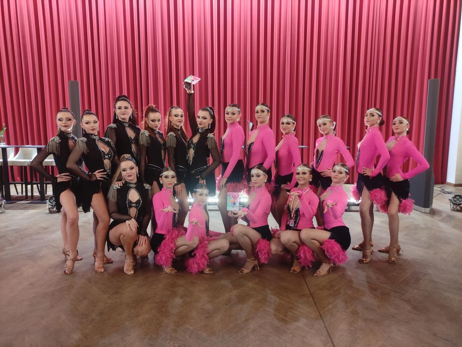 Zdjęcie w galerii na portalu naszwodzislaw.com: Dwa złote medale dla KTT SPIN wiadomości z regionu