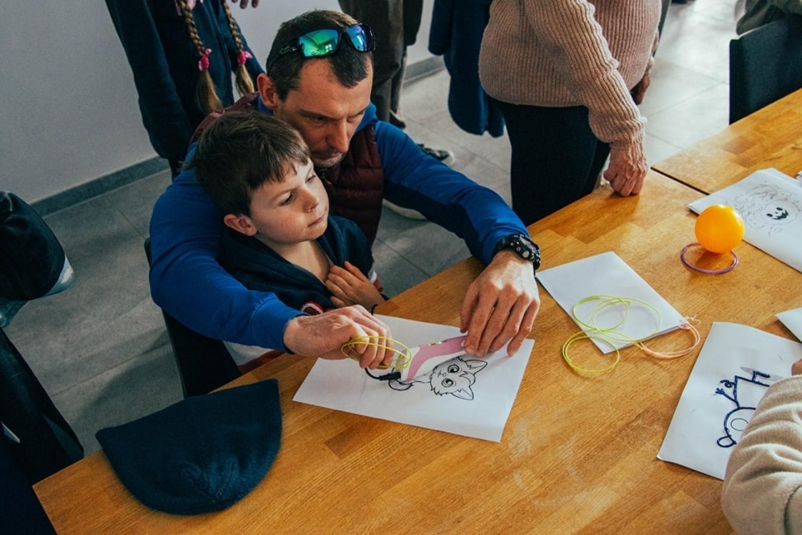Zdjęcie w galerii na portalu naszwodzislaw.com: Wydarzenie Roboty, Gry i Ty z ogromnym zainteresowaniem [FOTO] wiadomości z regionu
