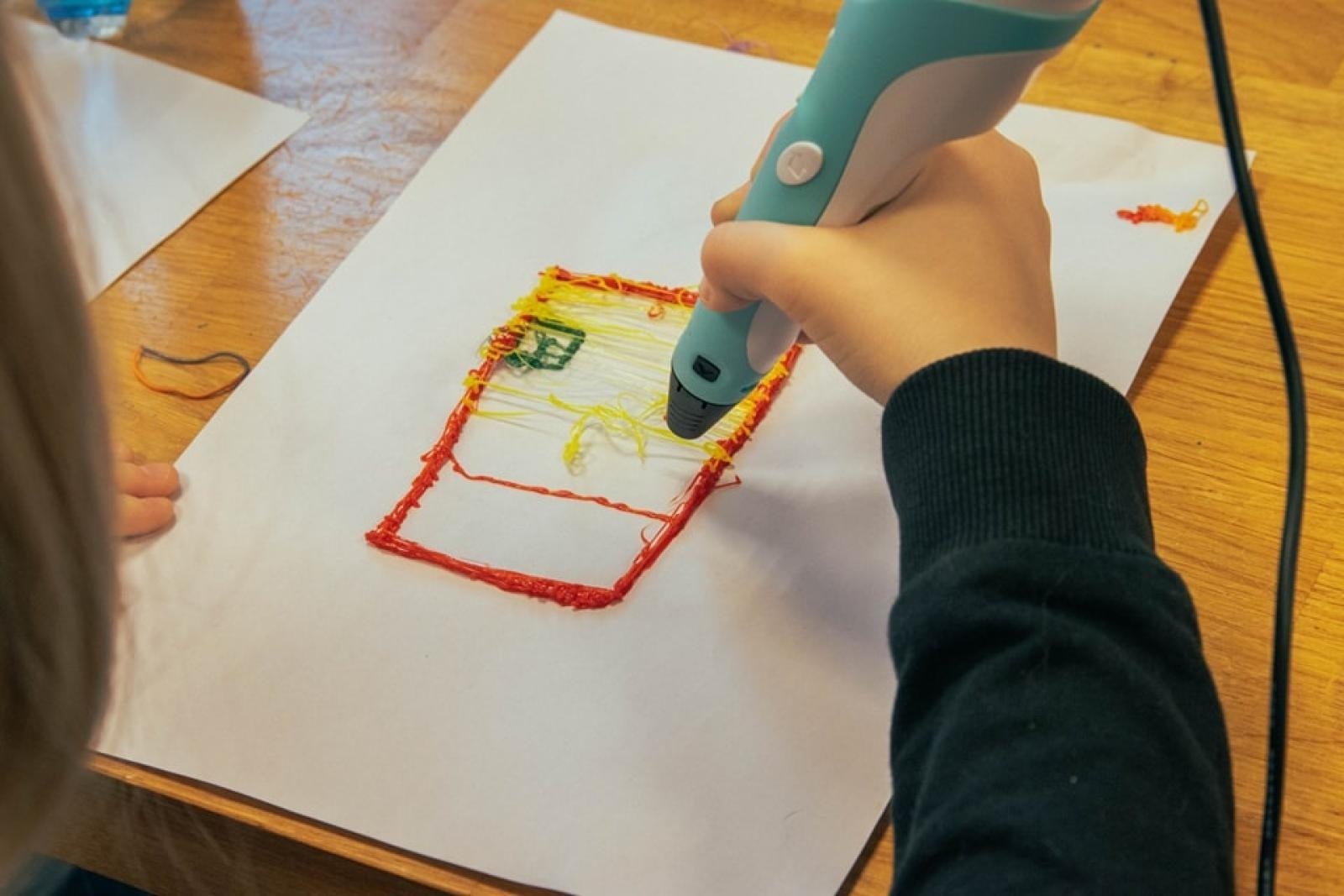 Zdjęcie w galerii na portalu naszwodzislaw.com: Wydarzenie Roboty, Gry i Ty z ogromnym zainteresowaniem [FOTO] wiadomości z regionu