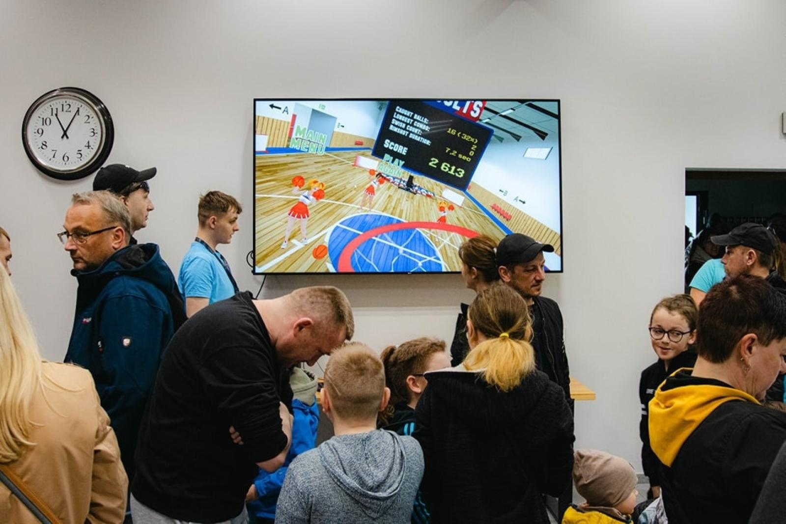 Zdjęcie w galerii na portalu naszwodzislaw.com: Wydarzenie Roboty, Gry i Ty z ogromnym zainteresowaniem [FOTO] wiadomości z regionu