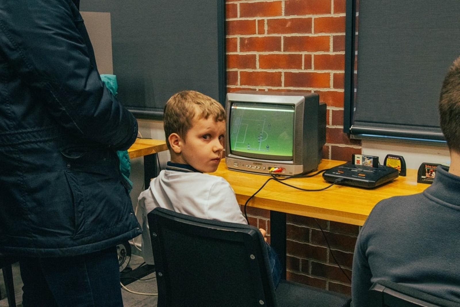 Zdjęcie w galerii na portalu naszwodzislaw.com: Wydarzenie Roboty, Gry i Ty z ogromnym zainteresowaniem [FOTO] wiadomości z regionu