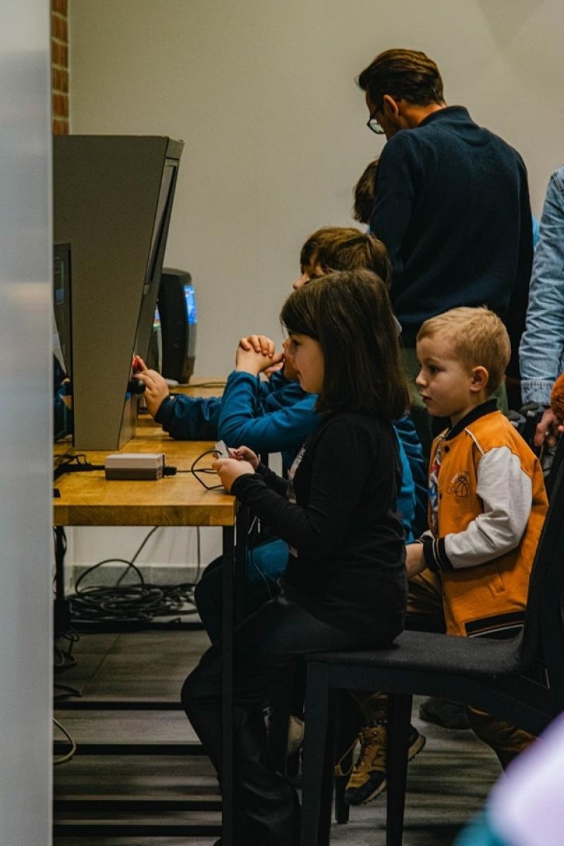 Zdjęcie w galerii na portalu naszwodzislaw.com: Wydarzenie Roboty, Gry i Ty z ogromnym zainteresowaniem [FOTO] wiadomości z regionu