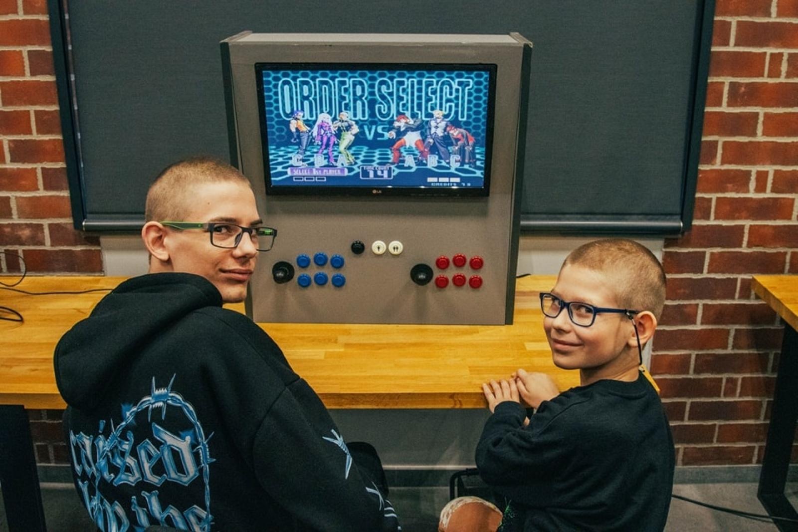 Zdjęcie w galerii na portalu naszwodzislaw.com: Wydarzenie Roboty, Gry i Ty z ogromnym zainteresowaniem [FOTO] wiadomości z regionu