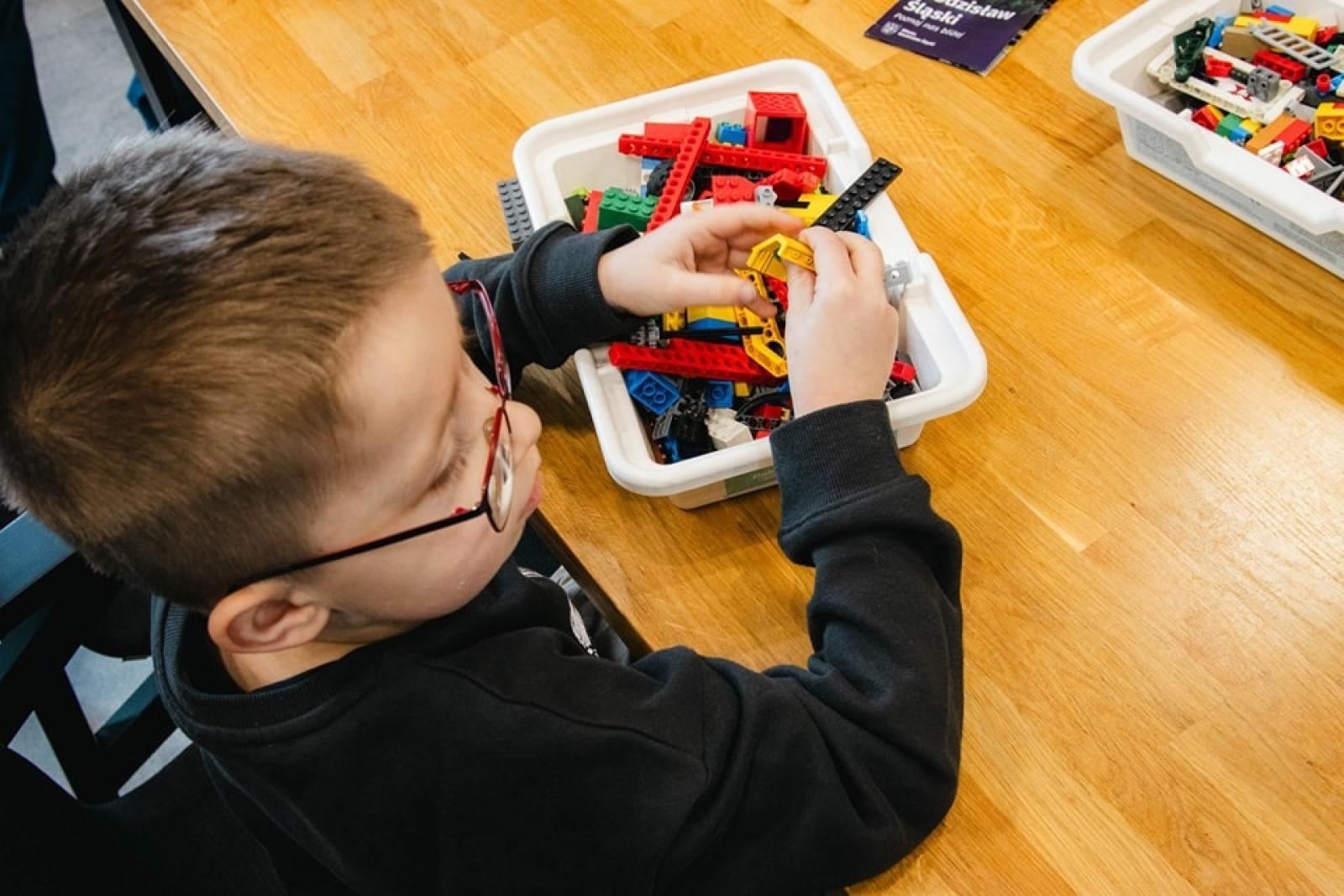 Zdjęcie w galerii na portalu naszwodzislaw.com: Wydarzenie Roboty, Gry i Ty z ogromnym zainteresowaniem [FOTO] wiadomości z regionu