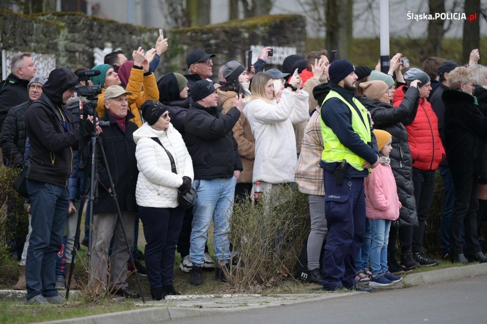Zdjęcie w galerii na portalu naszwodzislaw.com: Uroczyste ślubowanie nowych policjantów [FOTO] wiadomości z regionu