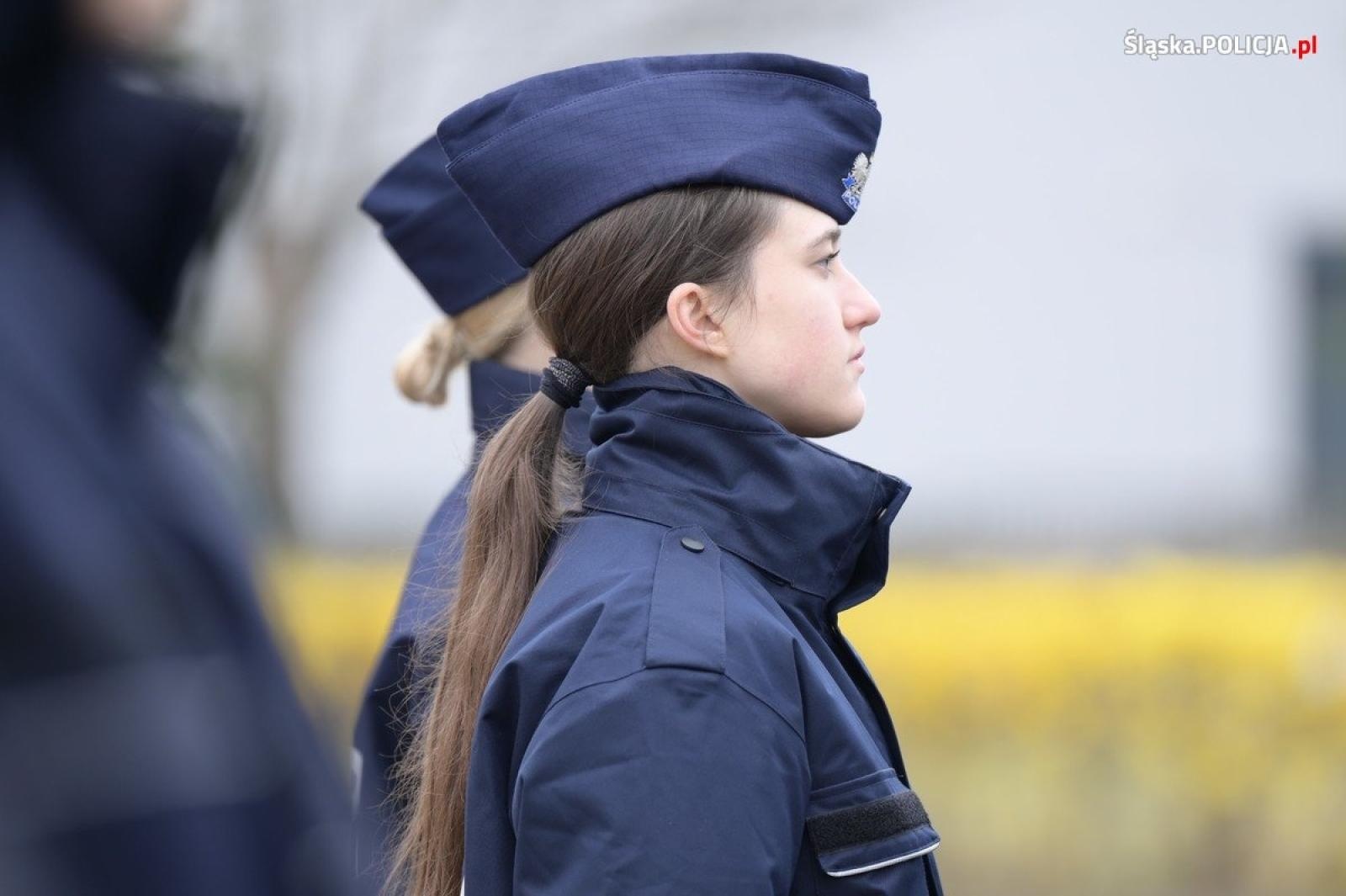 Zdjęcie w galerii na portalu naszwodzislaw.com: Uroczyste ślubowanie nowych policjantów [FOTO] wiadomości z regionu