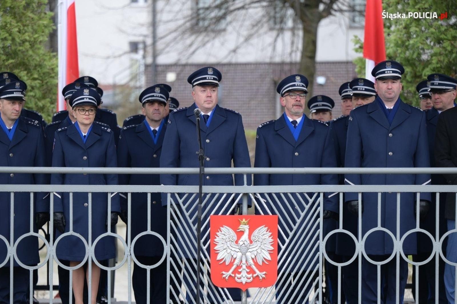 Zdjęcie w galerii na portalu naszwodzislaw.com: Uroczyste ślubowanie nowych policjantów [FOTO] wiadomości z regionu