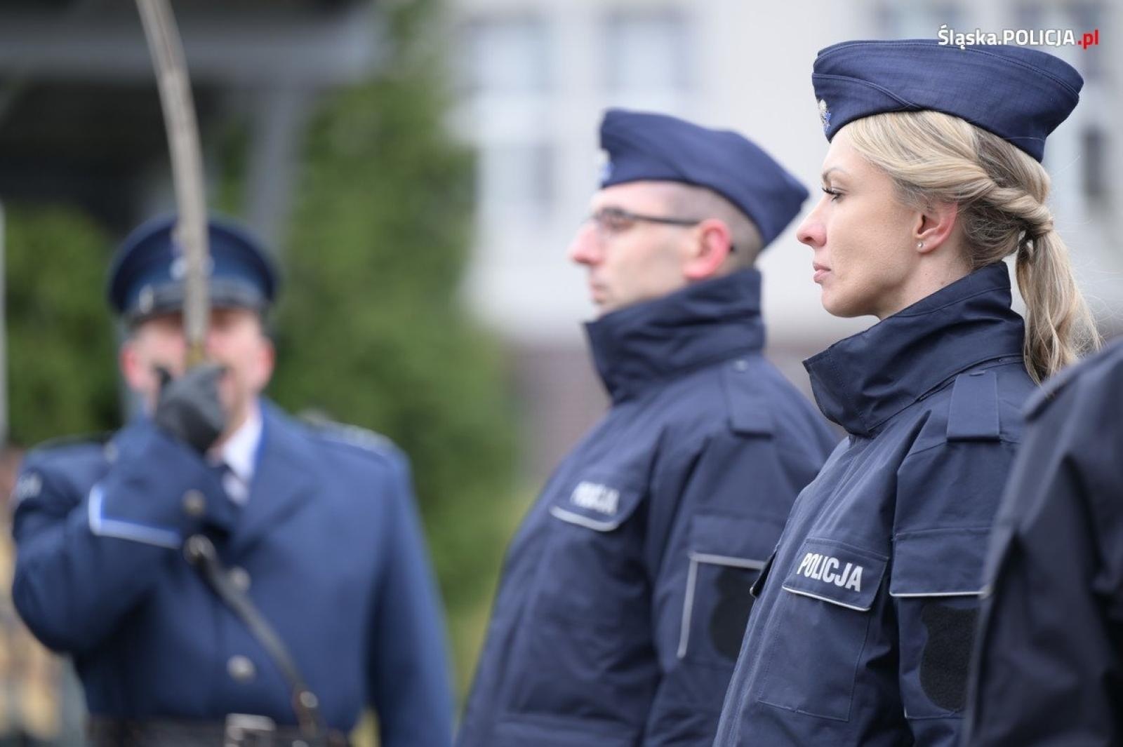 Zdjęcie w galerii na portalu naszwodzislaw.com: Uroczyste ślubowanie nowych policjantów [FOTO] wiadomości z regionu