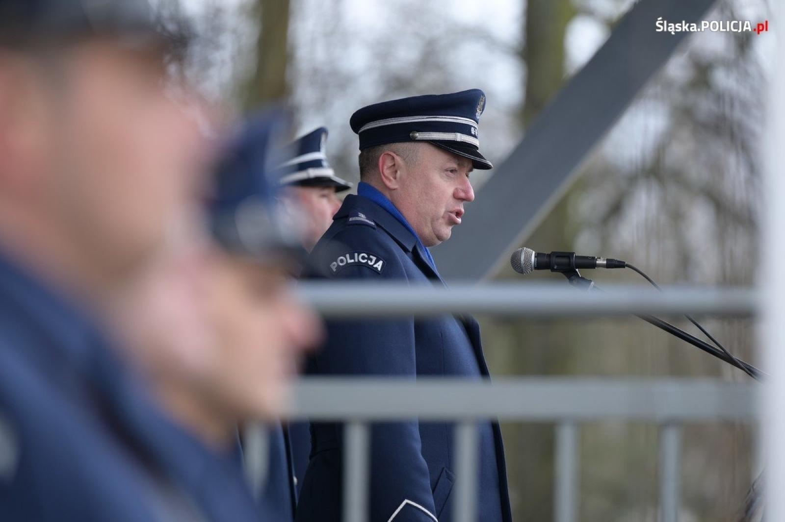 Zdjęcie w galerii na portalu naszwodzislaw.com: Uroczyste ślubowanie nowych policjantów [FOTO] wiadomości z regionu