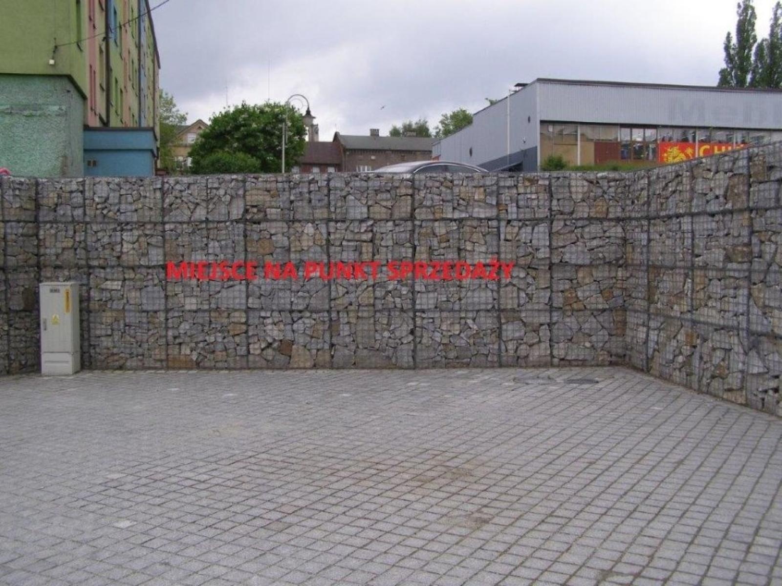 Zdjęcie w galerii na portalu naszwodzislaw.com: Pszów. Ogródek letni w parku jordanowskim. Ogłoszono negocjacje wiadomości z regionu