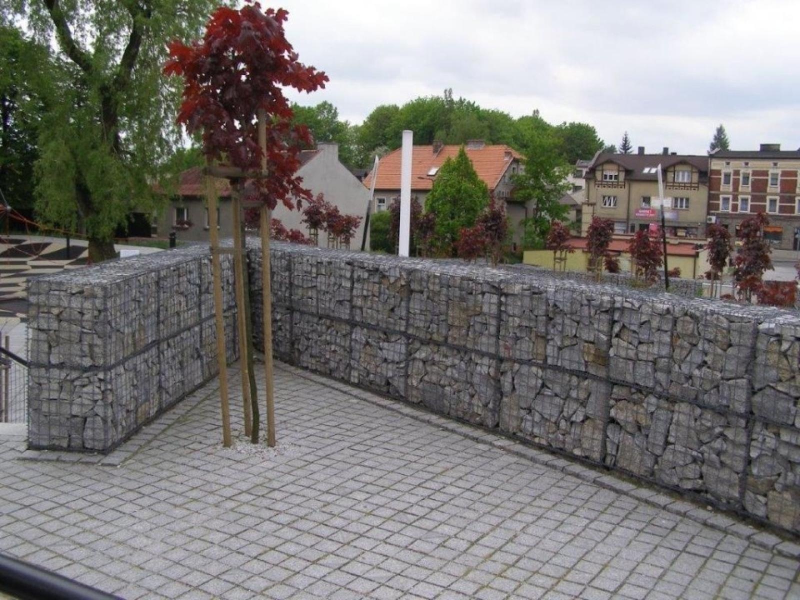 Zdjęcie w galerii na portalu naszwodzislaw.com: Pszów. Ogródek letni w parku jordanowskim. Ogłoszono negocjacje wiadomości z regionu