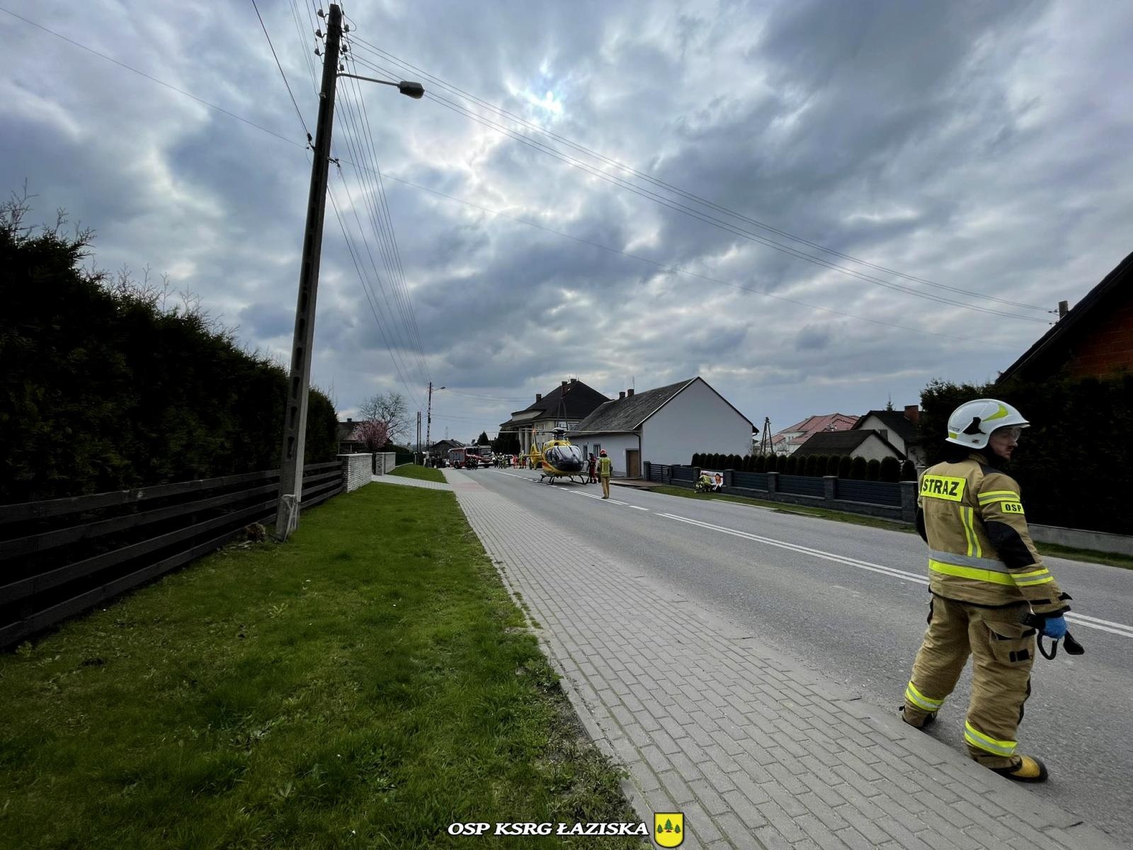 Zdjęcie w galerii na portalu naszwodzislaw.com: Śmigłowiec LPR interweniował w Łaziskach wiadomości z regionu
