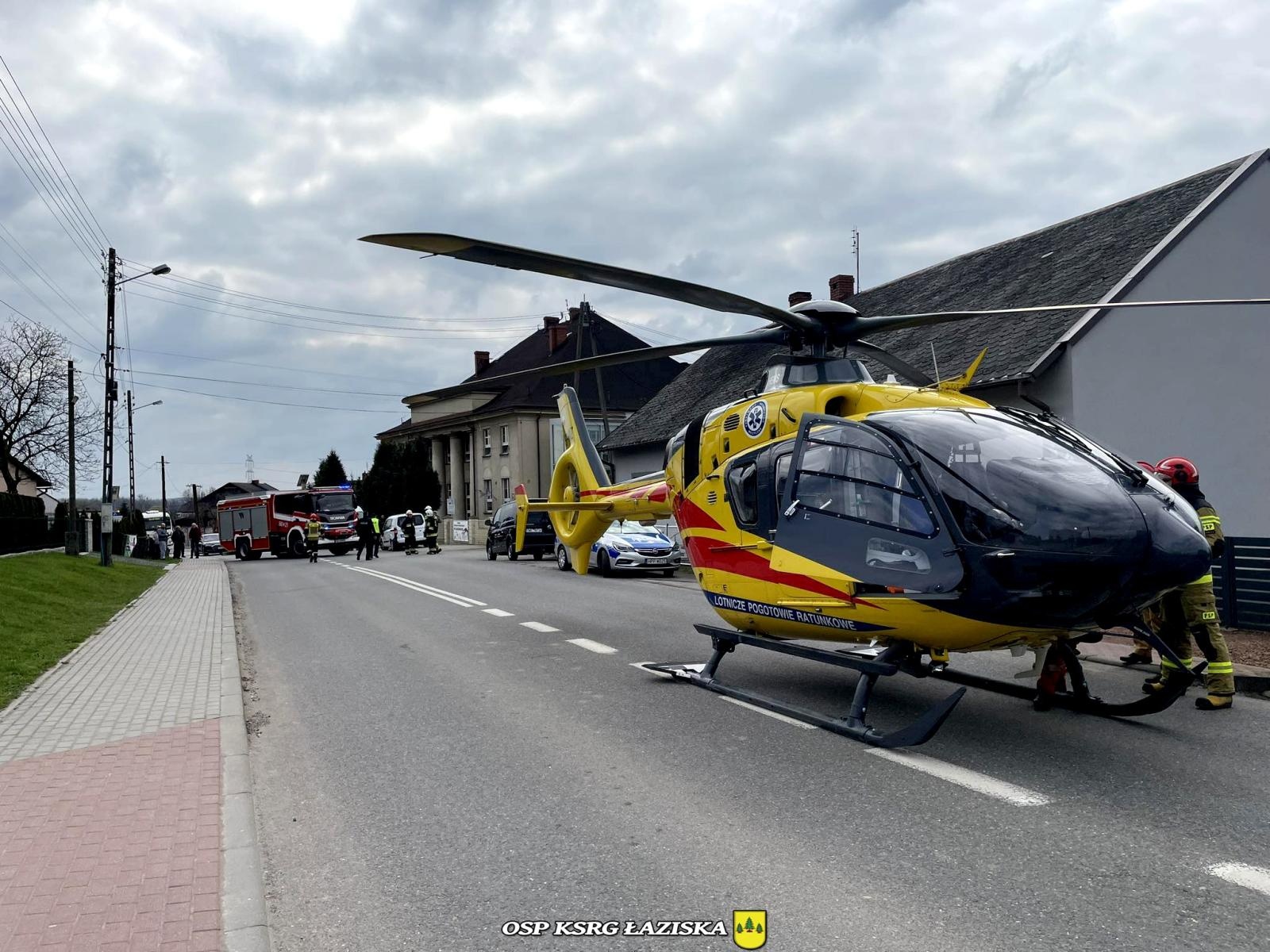 Zdjęcie w galerii na portalu naszwodzislaw.com: Śmigłowiec LPR interweniował w Łaziskach wiadomości z regionu