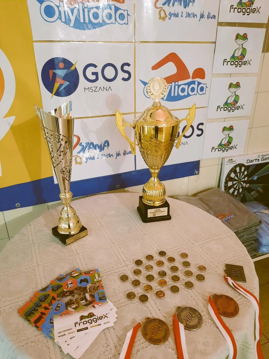 Zdjęcie w galerii na portalu naszwodzislaw.com: Basen w Połomi po raz drugi gospodarzem maratonu pływackiego Otyliada wiadomości z regionu