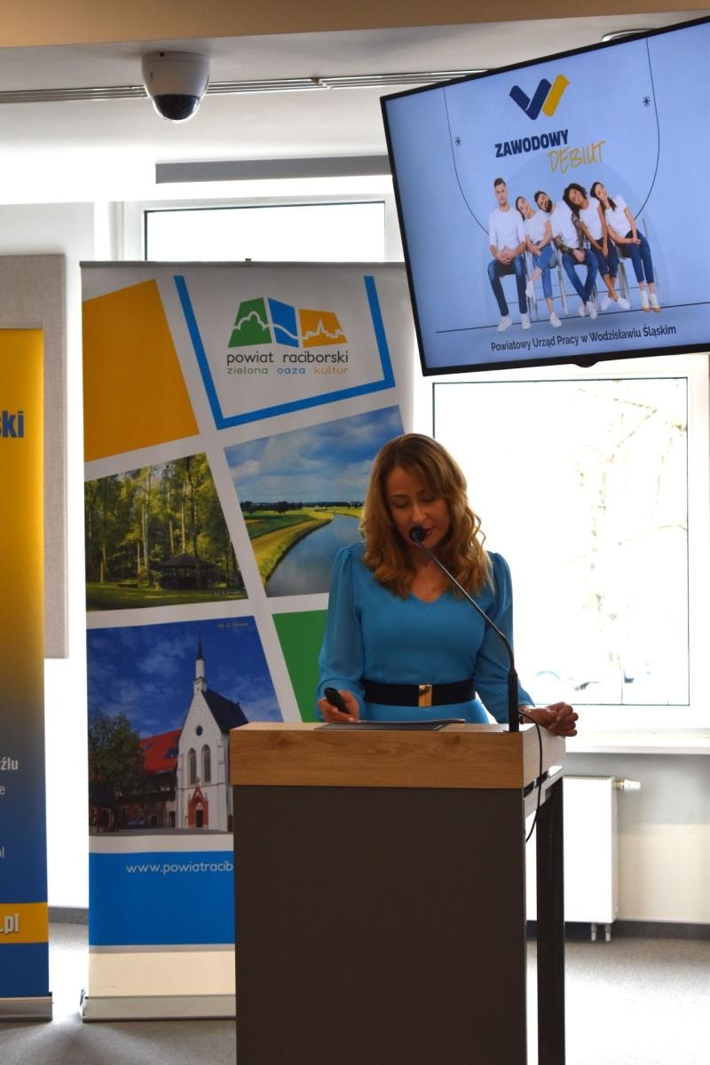 Zdjęcie w galerii na portalu naszwodzislaw.com: DoradzaMy! Nowa wizja doradztwa zawodowego dla młodzieży wiadomości z regionu