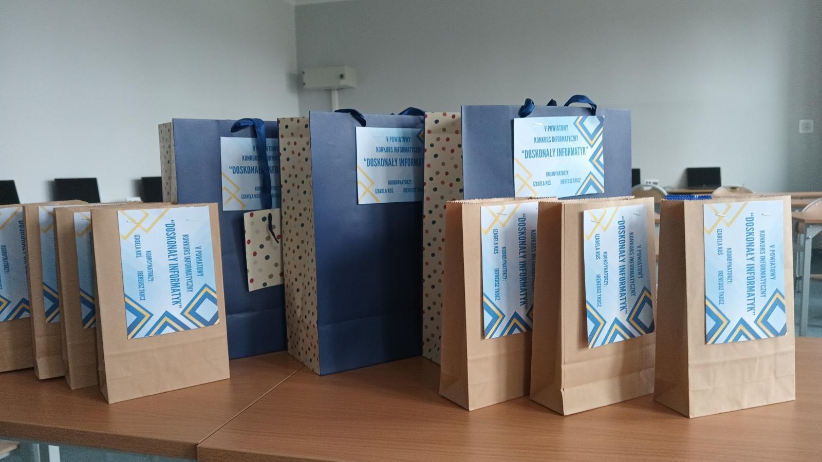 Zdjęcie w galerii na portalu naszwodzislaw.com: Doskonały informatyk. V Powiatowy Konkurs Informatyczny w ZSP 2 wiadomości z regionu