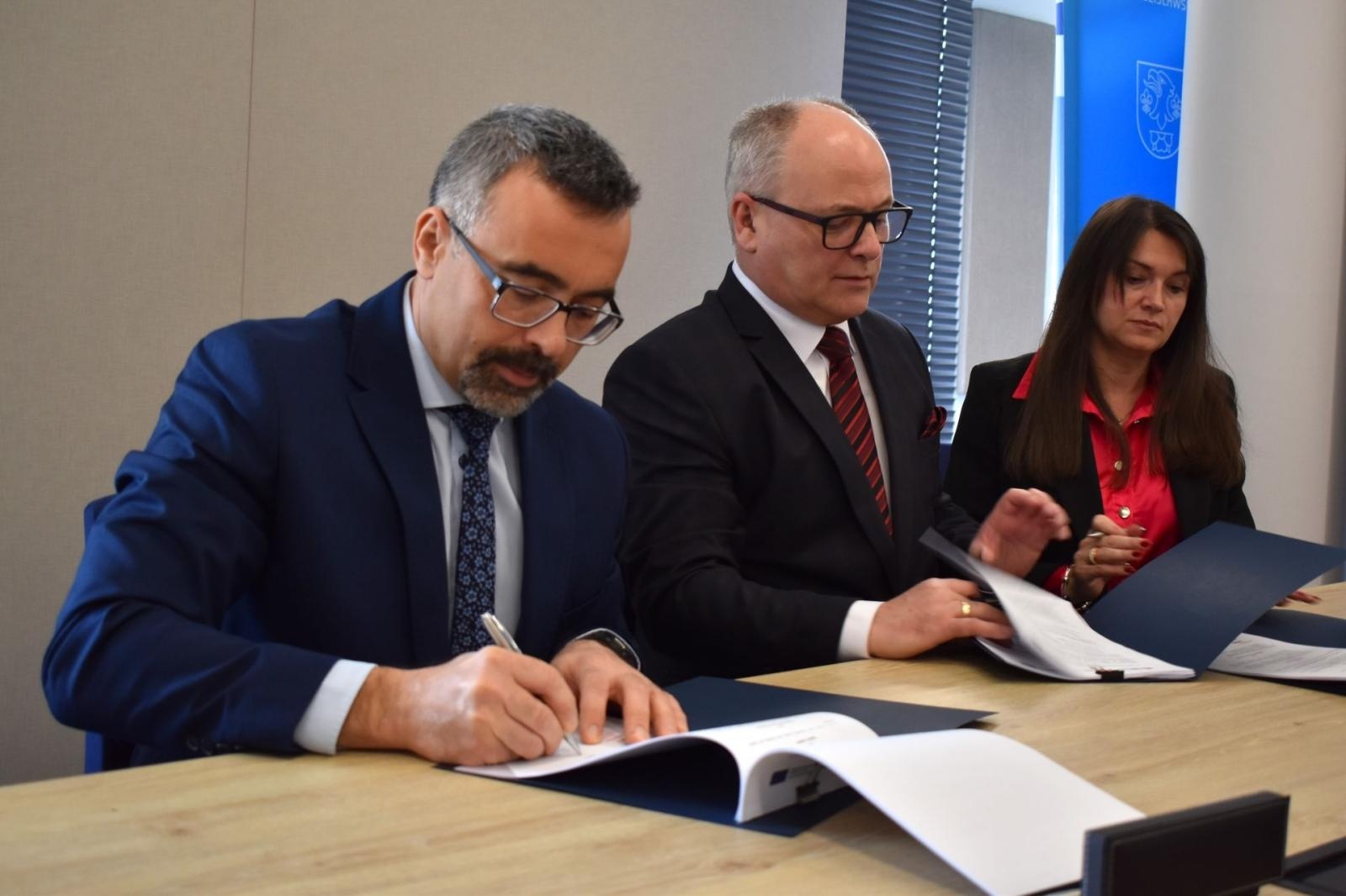 Zdjęcie w galerii na portalu naszwodzislaw.com: W powiecie powstanie Branżowe Centrum Umiejętności wiadomości z regionu