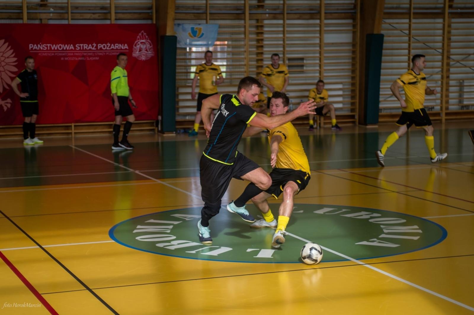 Zdjęcie w galerii na portalu naszwodzislaw.com: XXX Mistrzostwa Województwa Śląskiego Strażaków PSP w futsalu za nami wiadomości z regionu