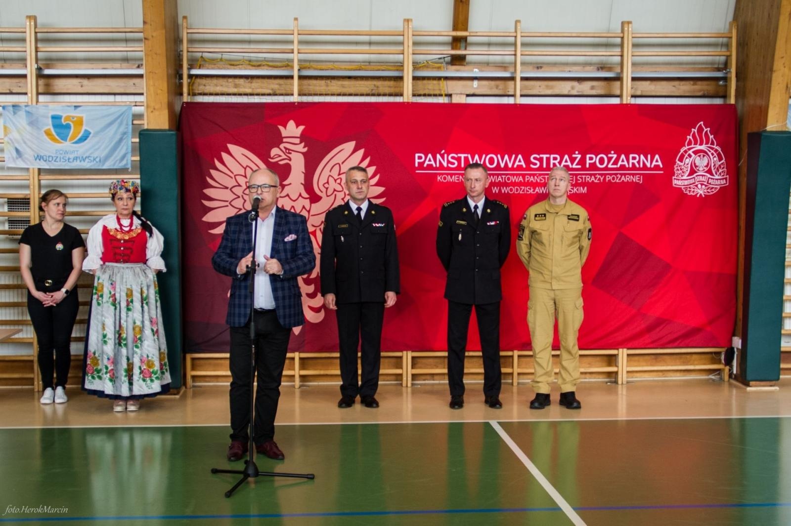 Zdjęcie w galerii na portalu naszwodzislaw.com: XXX Mistrzostwa Województwa Śląskiego Strażaków PSP w futsalu za nami wiadomości z regionu