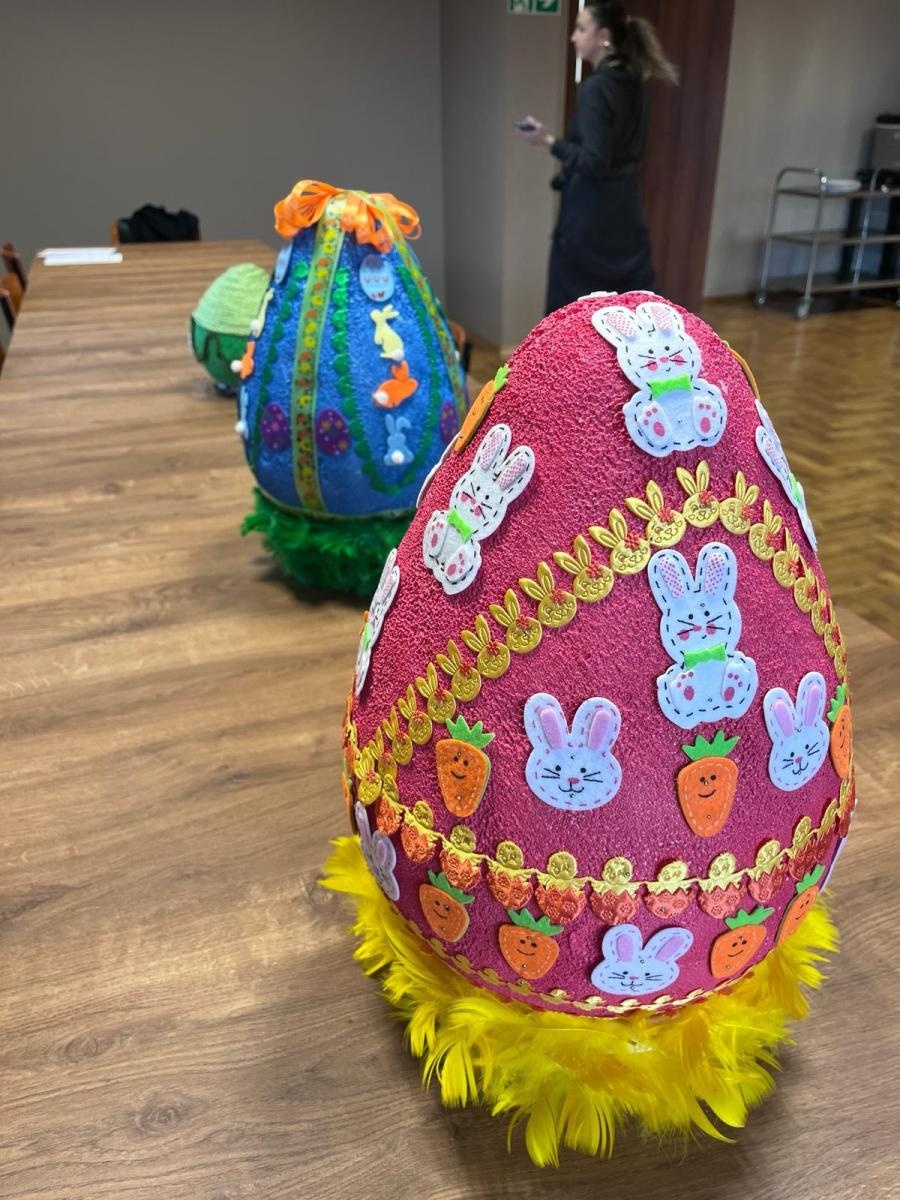 Zdjęcie w galerii na portalu naszwodzislaw.com: Imponująca palma w Skrbeńsku. Miała ponad 17 metrów! wiadomości z regionu