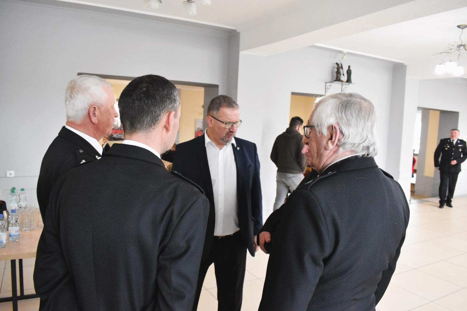 Zdjęcie w galerii na portalu naszwodzislaw.com: Dziewczęta wiedzą, jak zapobiegać pożarom wiadomości z regionu