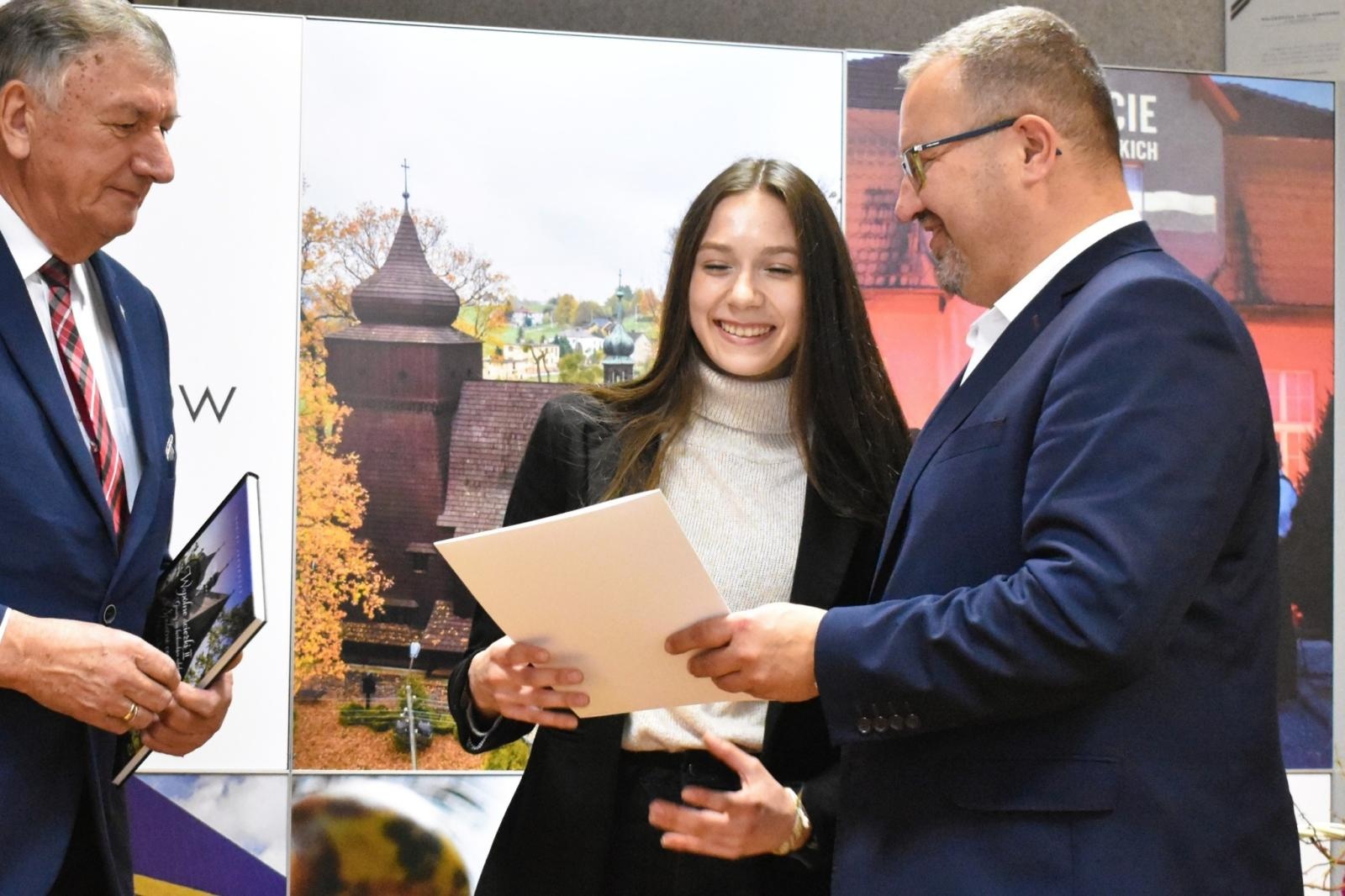 Zdjęcie w galerii na portalu naszwodzislaw.com: Młodzi sportowcy z gminy Godów ze stypendiami wiadomości z regionu