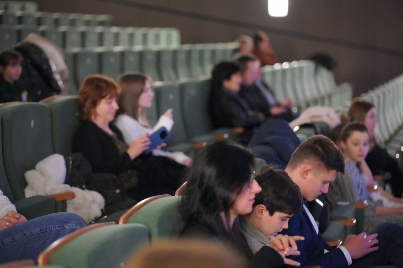 Zdjęcie w galerii na portalu naszwodzislaw.com: XVIII Powiatowy Konkurs Recytatorski w rydułtowskim Feniksie wiadomości z regionu