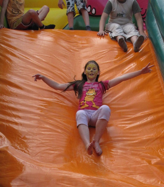 Zdjęcie w galerii na portalu naszwodzislaw.com: Najpierw sprzątali, później świętowali wiadomości z regionu