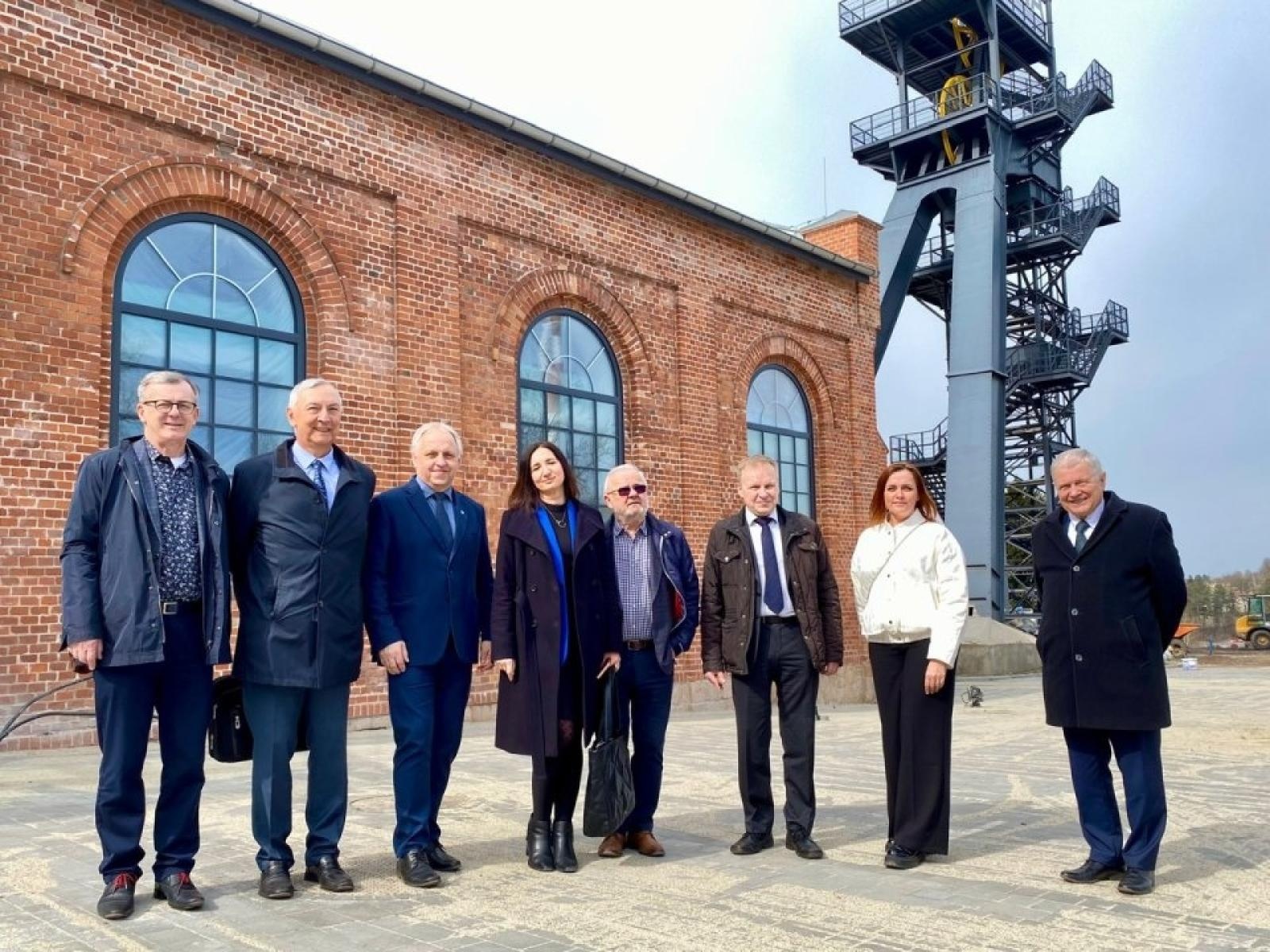 Zdjęcie w galerii na portalu naszwodzislaw.com: Seminarium o problemach terenów pokopalnianych wiadomości z regionu