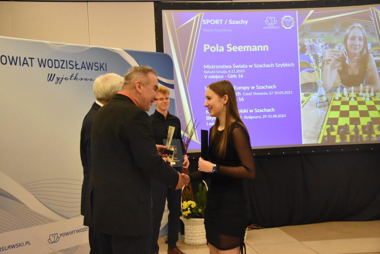 Zdjęcie w galerii na portalu naszwodzislaw.com: Gala Kultury i Sportu Powiatu Wodzisławskiego [FOTO] wiadomości z regionu