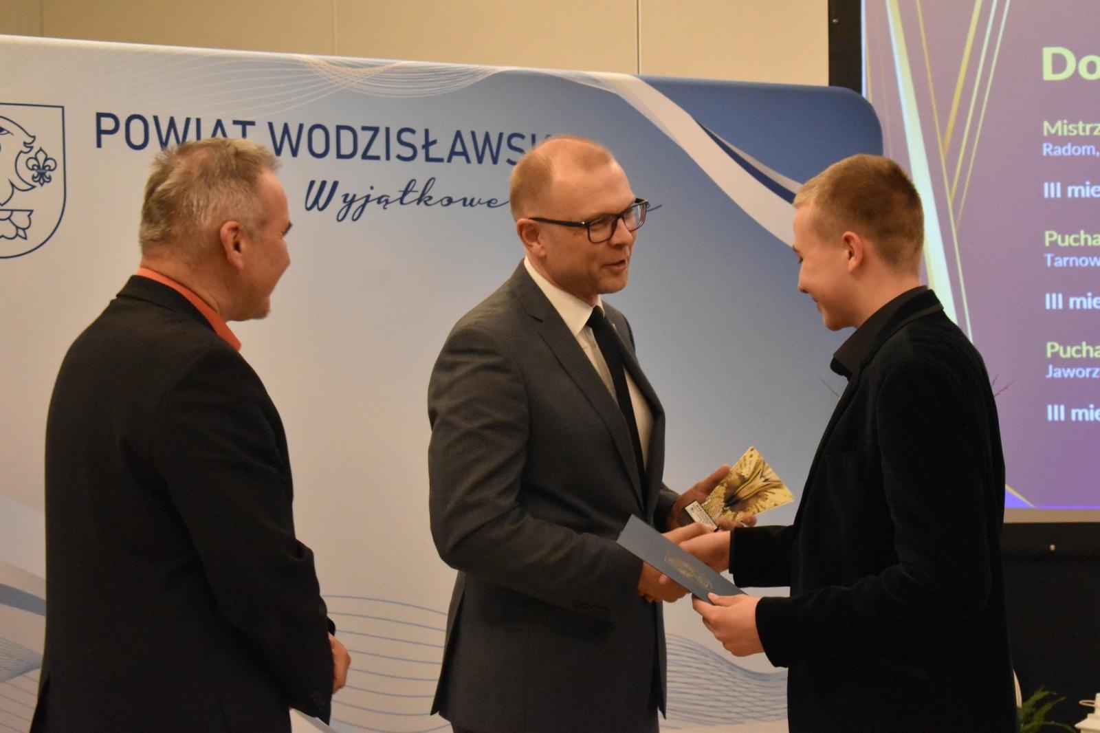 Zdjęcie w galerii na portalu naszwodzislaw.com: Gala Kultury i Sportu Powiatu Wodzisławskiego [FOTO] wiadomości z regionu