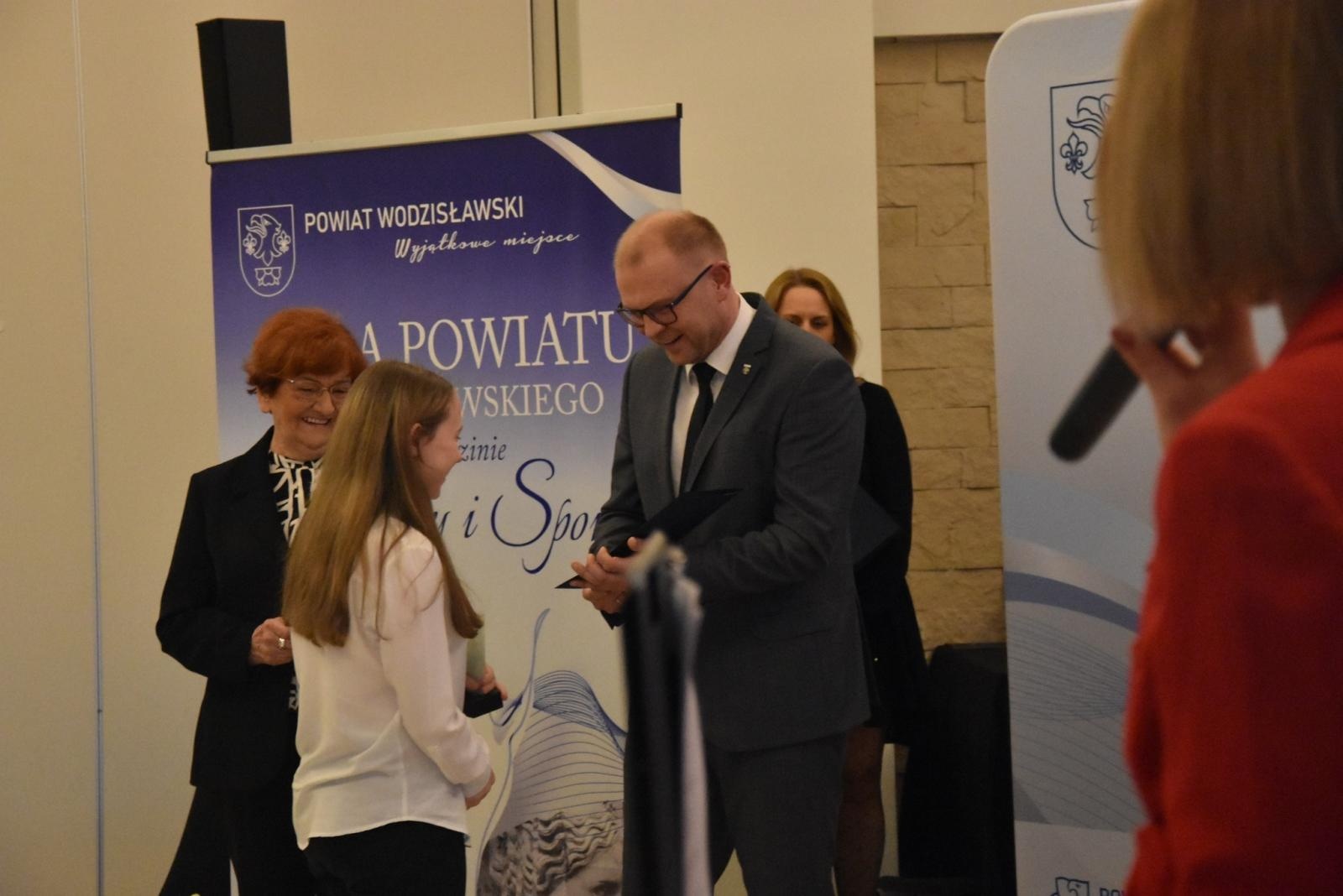 Zdjęcie w galerii na portalu naszwodzislaw.com: Gala Kultury i Sportu Powiatu Wodzisławskiego [FOTO] wiadomości z regionu