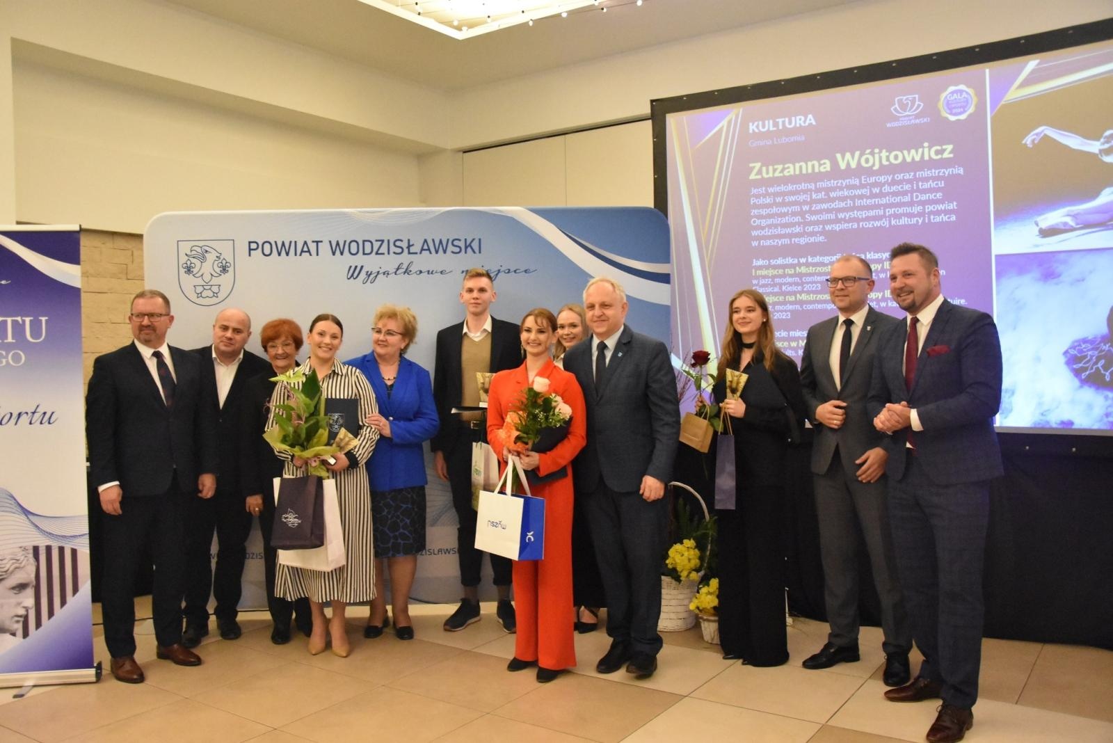 Zdjęcie w galerii na portalu naszwodzislaw.com: Gala Kultury i Sportu Powiatu Wodzisławskiego [FOTO] wiadomości z regionu