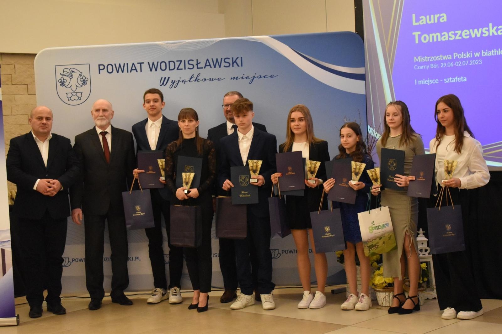 Zdjęcie w galerii na portalu naszwodzislaw.com: Gala Kultury i Sportu Powiatu Wodzisławskiego [FOTO] wiadomości z regionu