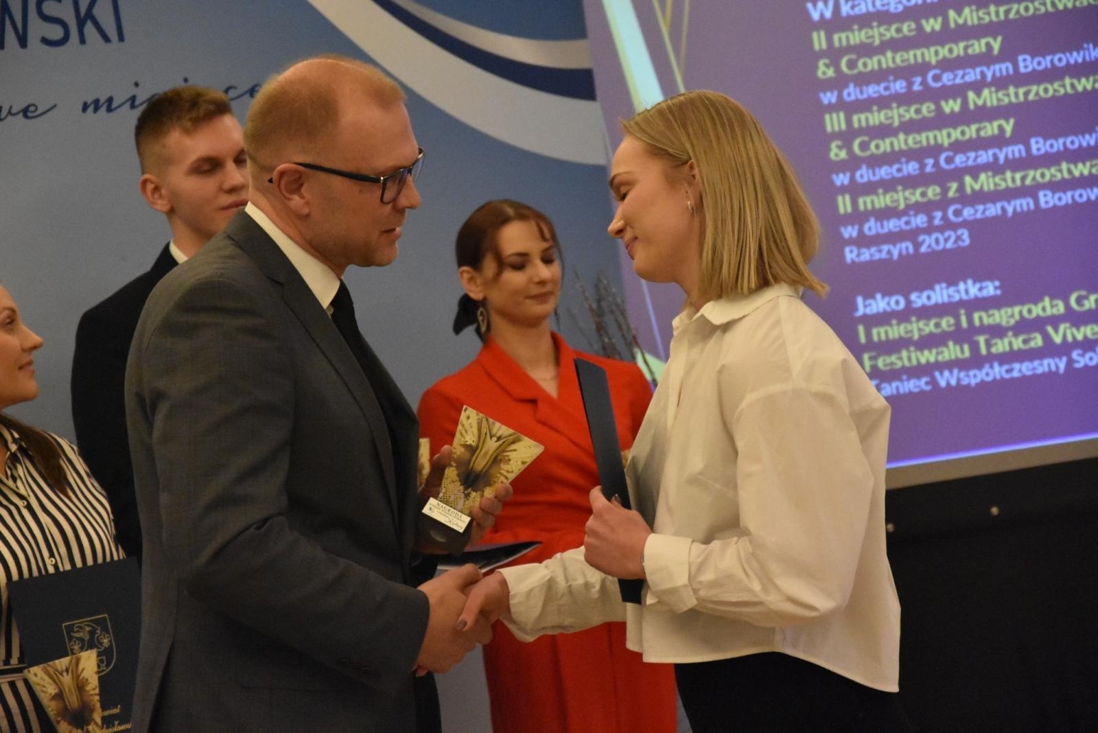 Zdjęcie w galerii na portalu naszwodzislaw.com: Gala Kultury i Sportu Powiatu Wodzisławskiego [FOTO] wiadomości z regionu