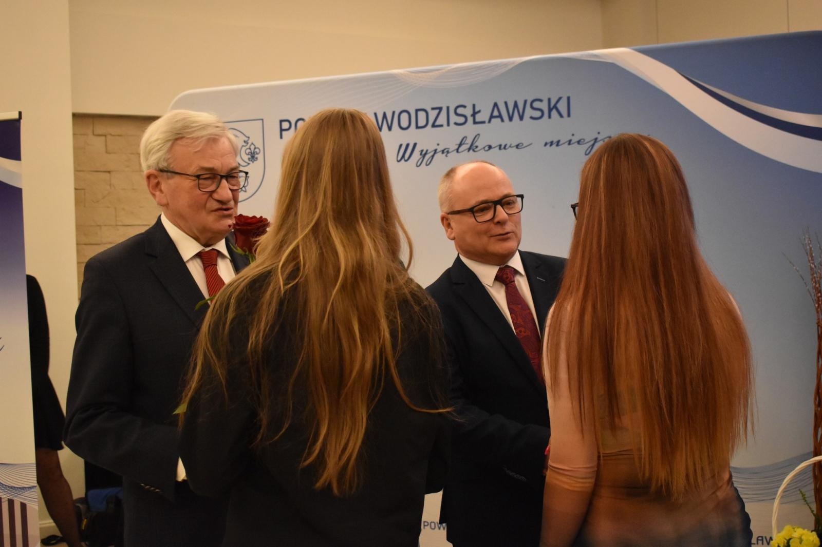Zdjęcie w galerii na portalu naszwodzislaw.com: Gala Kultury i Sportu Powiatu Wodzisławskiego [FOTO] wiadomości z regionu