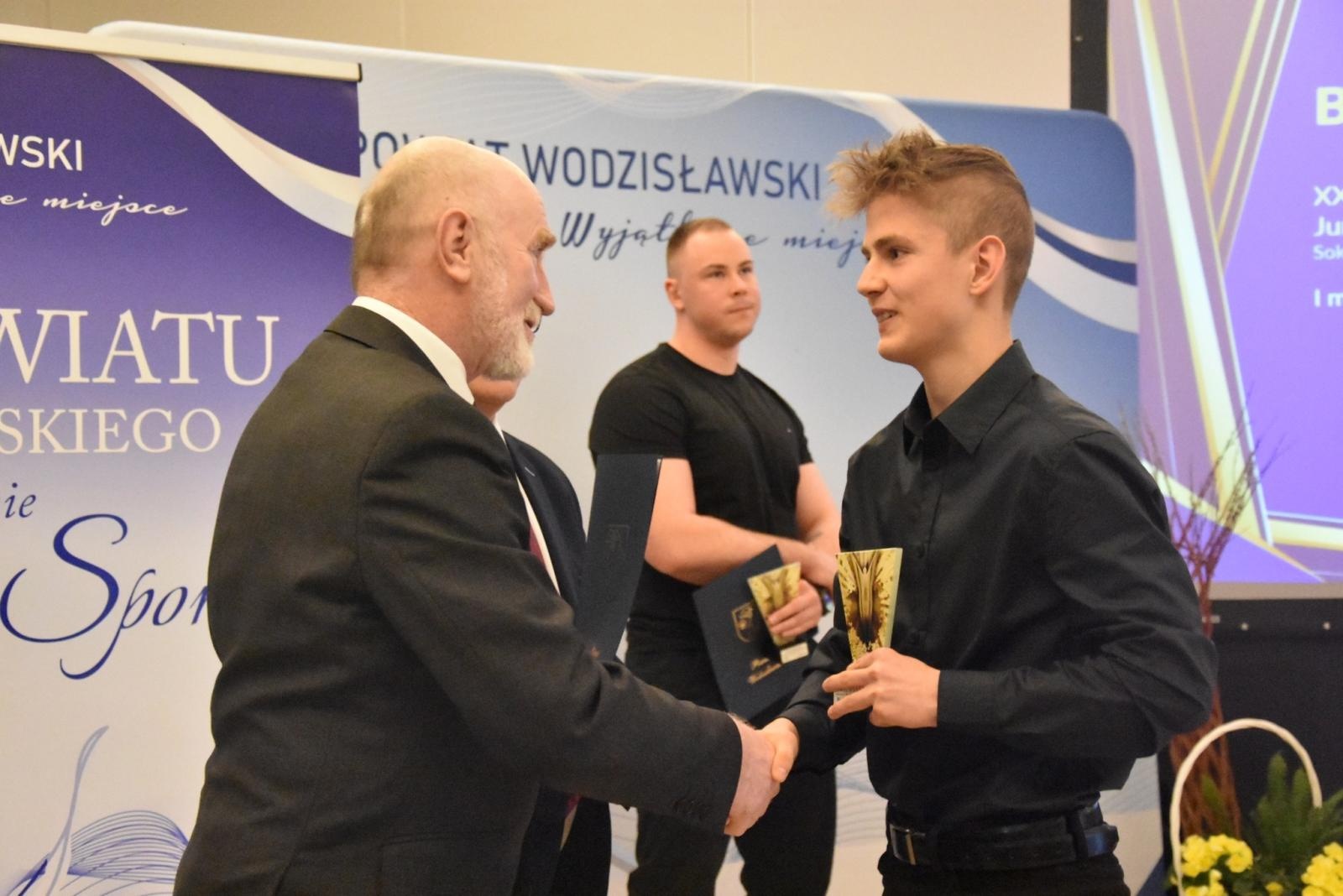 Zdjęcie w galerii na portalu naszwodzislaw.com: Gala Kultury i Sportu Powiatu Wodzisławskiego [FOTO] wiadomości z regionu