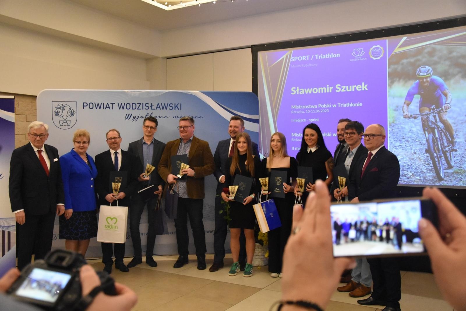 Zdjęcie w galerii na portalu naszwodzislaw.com: Gala Kultury i Sportu Powiatu Wodzisławskiego [FOTO] wiadomości z regionu