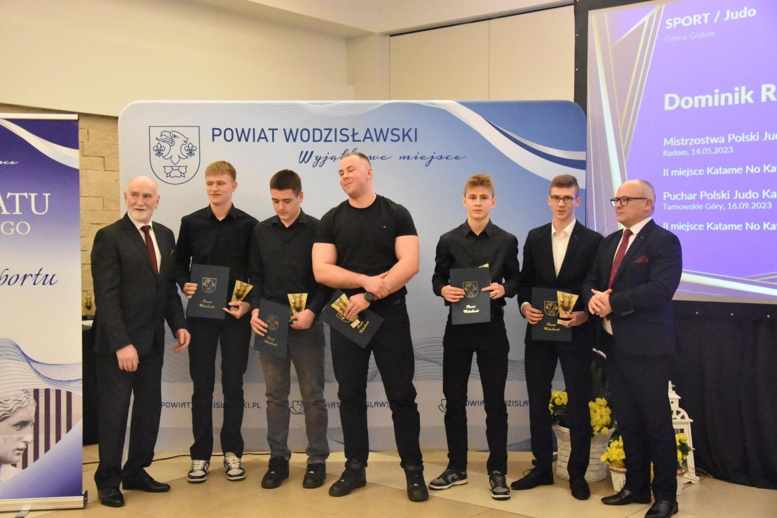 Zdjęcie w galerii na portalu naszwodzislaw.com: Gala Kultury i Sportu Powiatu Wodzisławskiego [FOTO] wiadomości z regionu