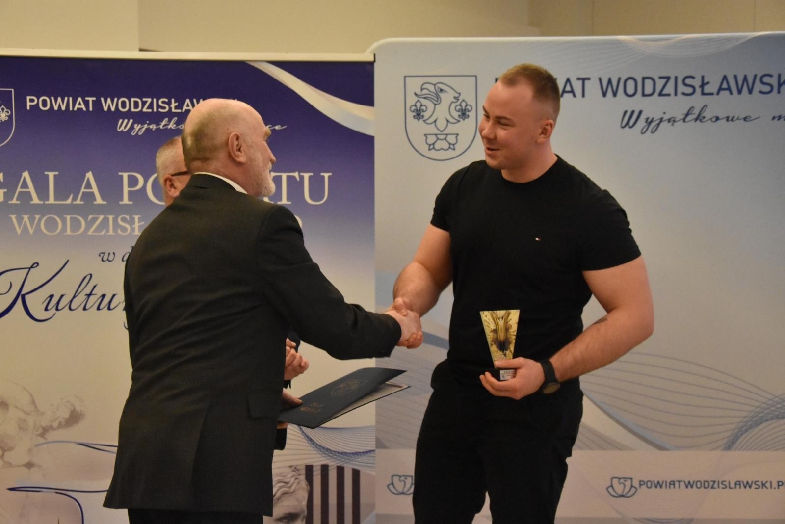 Zdjęcie w galerii na portalu naszwodzislaw.com: Gala Kultury i Sportu Powiatu Wodzisławskiego [FOTO] wiadomości z regionu