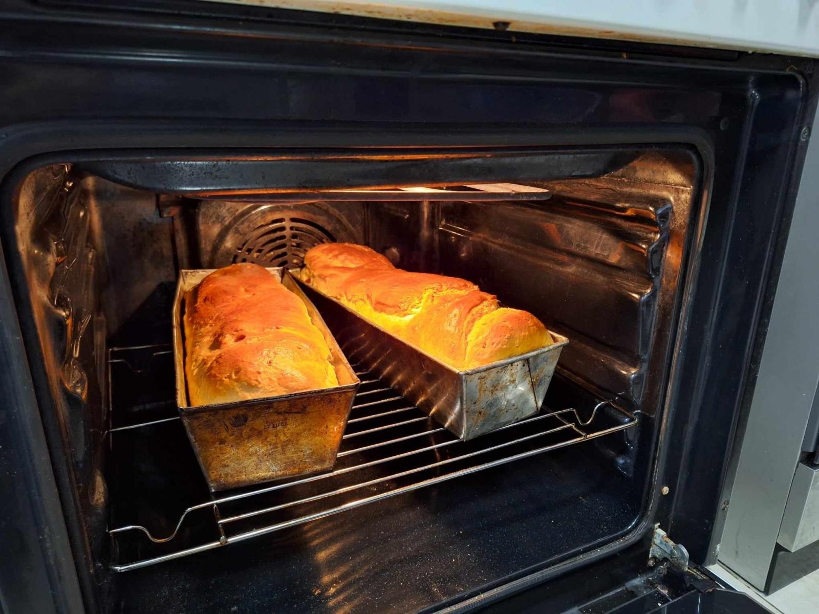 Zdjęcie w galerii na portalu naszwodzislaw.com: Gospodynie z Połomi zdradzają, jak samodzielnie przygotować święcelnik wiadomości z regionu